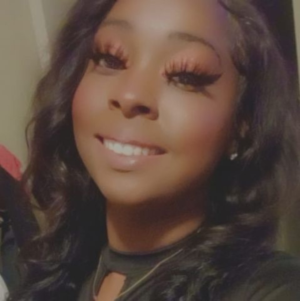 Meet your Posher, Rebecca